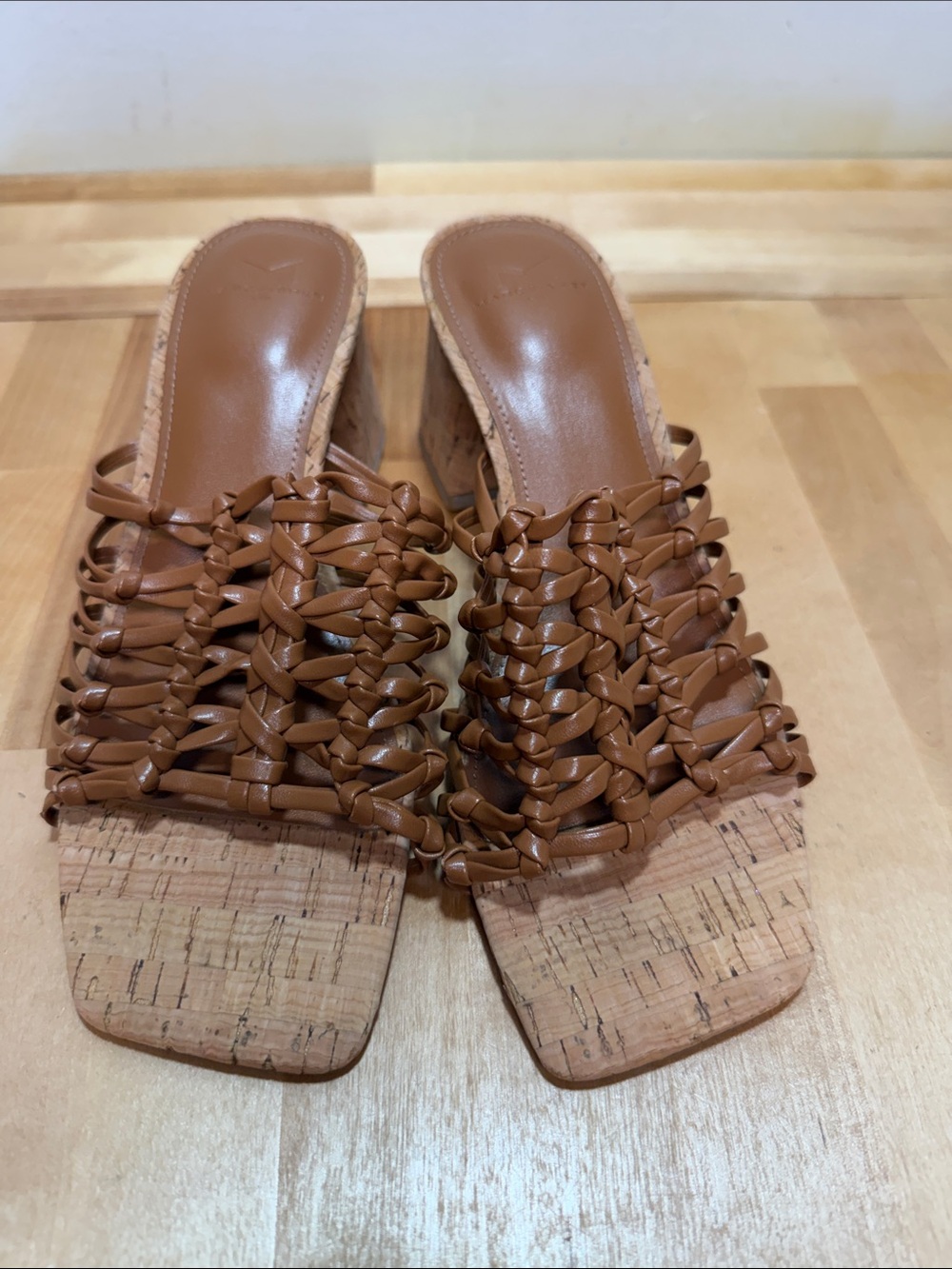 Marc Fisher Tan Woven Sandals size 7 - Picture 2 of 8